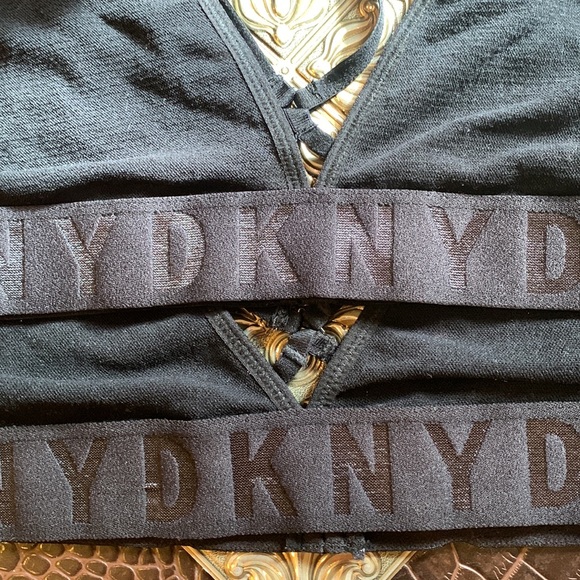🌹DKNY• 2 New Ultra Soft Seamless Mesh Adjustable Designer Black Bralettes - Picture 3 of 11